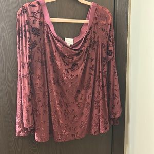 Velvet floral bell sleeve shirt